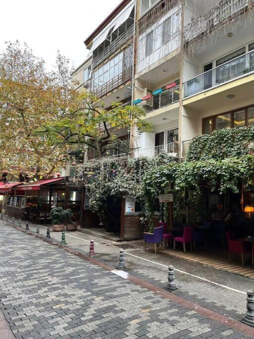 House In The Center Of Kadikoy Apartment อิสตันบูล ภายนอก รูปภาพ