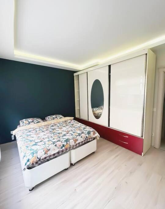 House In The Center Of Kadikoy Apartment อิสตันบูล ภายนอก รูปภาพ